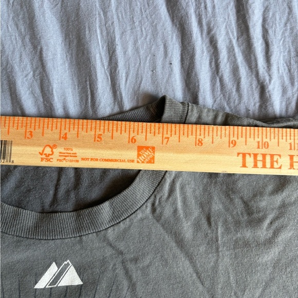 Chicago Blackhawks Shirt Mens L Gray Short Sleeve 2010 Champions Hockey NHL - Picture 5 of 10